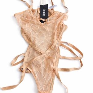 Forplay Nude Sheer Lace Teddy Bodysuit w/ Garters NWT Size L Strappy Lingerie